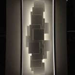 Luxusní designové nástěnné světlo Atlantis LT s předním panelem z Olycale kamene